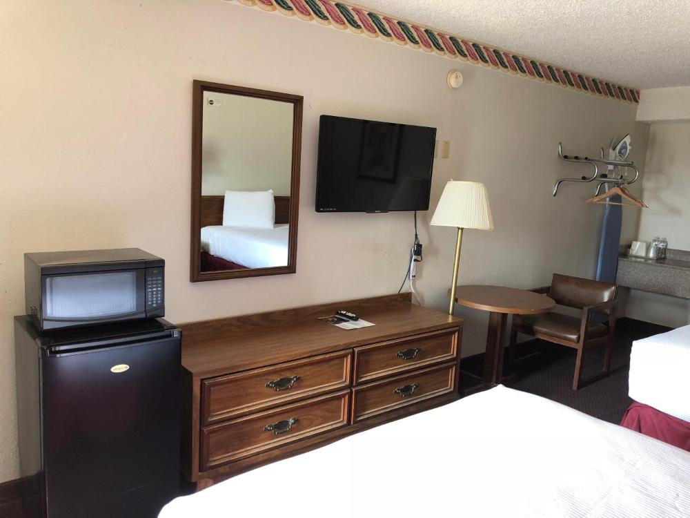 Double Room- Non-Smoking interior